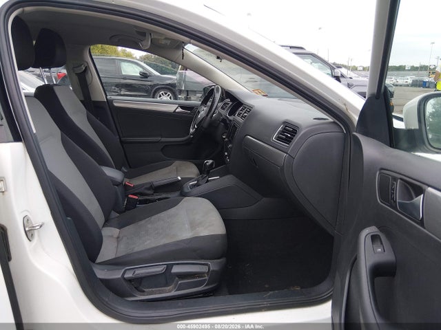 Auction sale of the 2017 Volkswagen Jetta 1.4t S, vin: 3VW2B7AJ8HM215697, lot number: 45902495