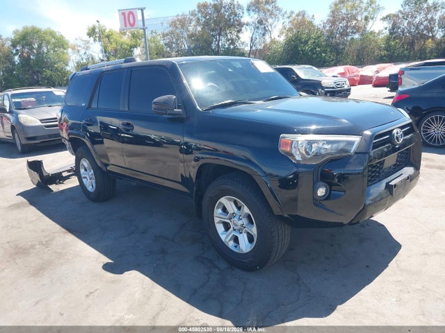 45902530 :رقم المزاد ، JTEEU5JR8M5230166 vin ، 2021 Toyota 4runner Sr5 مزاد بيع