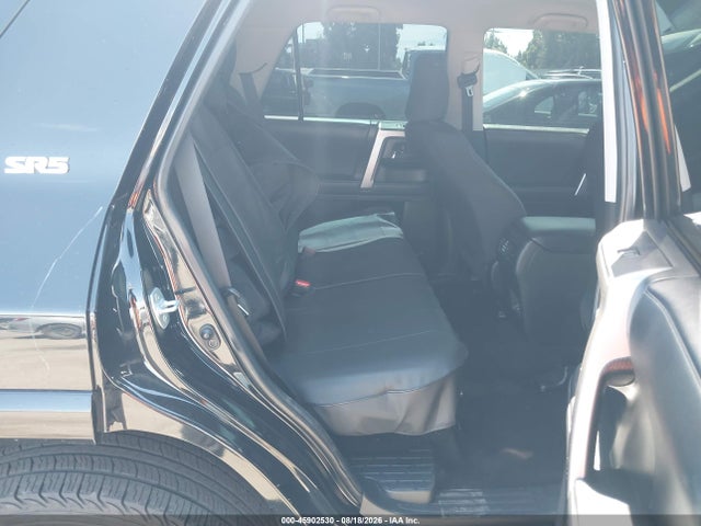 Продажа на аукционе авто 2021 Toyota 4runner Sr5, vin: JTEEU5JR8M5230166, номер лота: 45902530