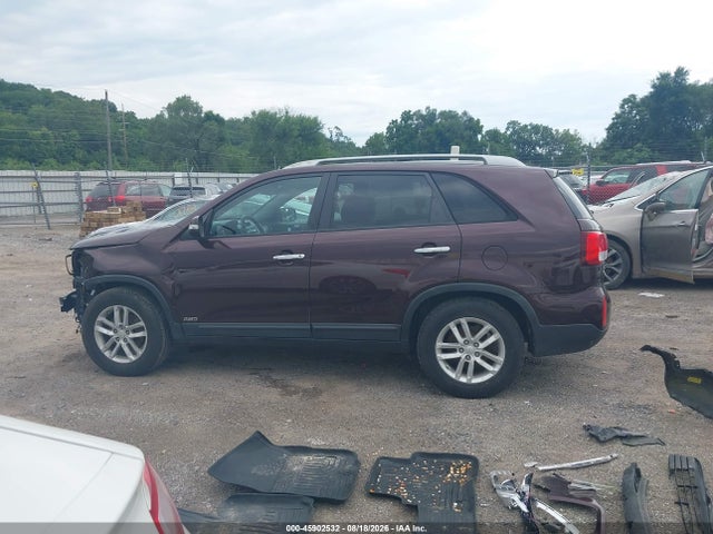 Продажа на аукционе авто 2015 Kia Sorento Lx, vin: 5XYKTCA65FG651602, номер лота: 45902532
