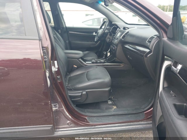 Продажа на аукционе авто 2015 Kia Sorento Lx, vin: 5XYKTCA65FG651602, номер лота: 45902532