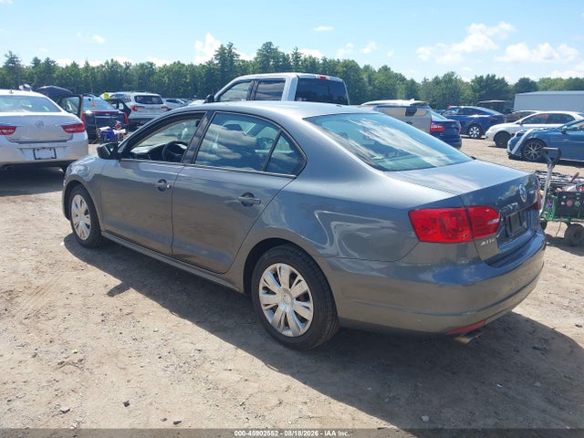 Продажа на аукционе авто 2011 Volkswagen Jetta 2.0l S, vin: 3VW2K7AJ2BM118549, номер лота: 45902552