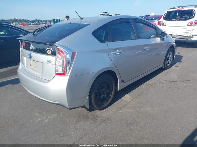 2013 Toyota Prius Two მანქანა იყიდება აუქციონზე, vin: JTDKN3DU6D5584602, აუქციონის ნომერი: 45902556