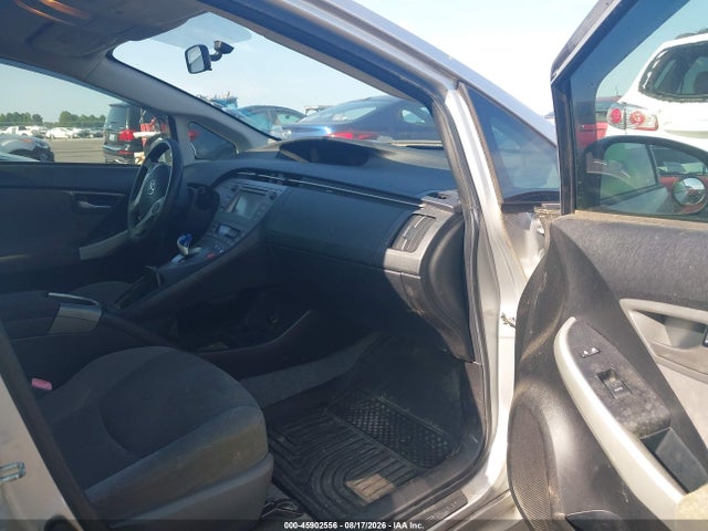 2013 Toyota Prius Two მანქანა იყიდება აუქციონზე, vin: JTDKN3DU6D5584602, აუქციონის ნომერი: 45902556