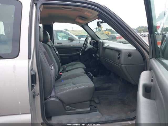 Продажа на аукционе авто 2004 Chevrolet Silverado 1500 Work Truck, vin: 2GCEK19V741169625, номер лота: 45902613