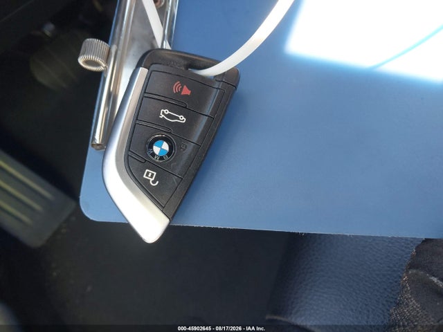 45902645 :رقم المزاد ، WBXJG7C06N5U57123 vin ، 2022 Bmw X1 Sdrive28i مزاد بيع