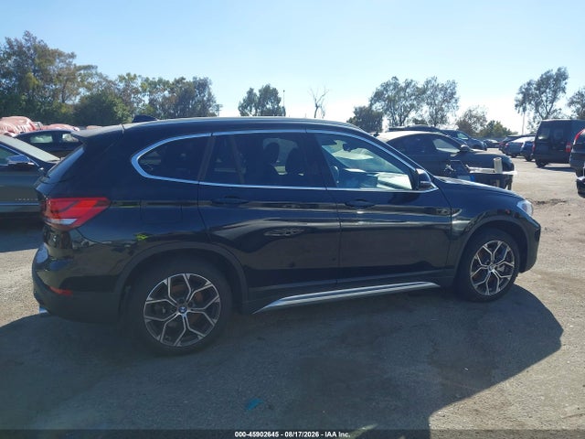 45902645 :رقم المزاد ، WBXJG7C06N5U57123 vin ، 2022 Bmw X1 Sdrive28i مزاد بيع
