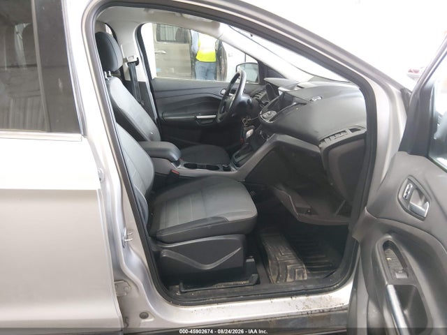 2016 Ford Escape Se მანქანა იყიდება აუქციონზე, vin: 1FMCU9GX8GUB83736, აუქციონის ნომერი: 45902674