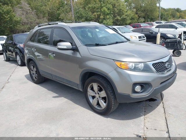 2013 Kia Sorento Ex მანქანა იყიდება აუქციონზე, vin: 5XYKU4A65DG372831, აუქციონის ნომერი: 45902740