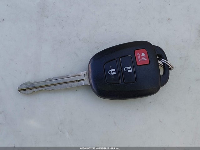 2T3ZFREV6JW511644 Toyota RAV4 LE