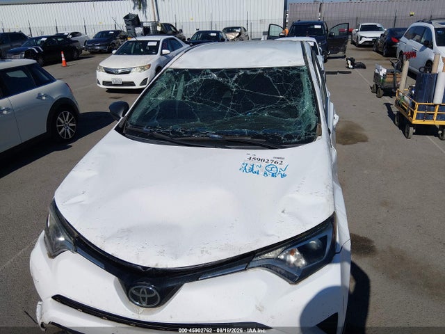 2T3ZFREV6JW511644 Toyota RAV4 LE