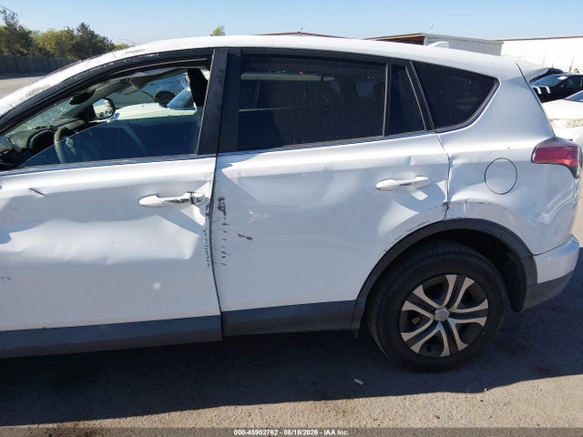 2T3ZFREV6JW511644 Toyota RAV4 LE