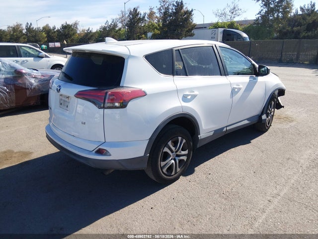 2T3ZFREV6JW511644 Toyota RAV4 LE