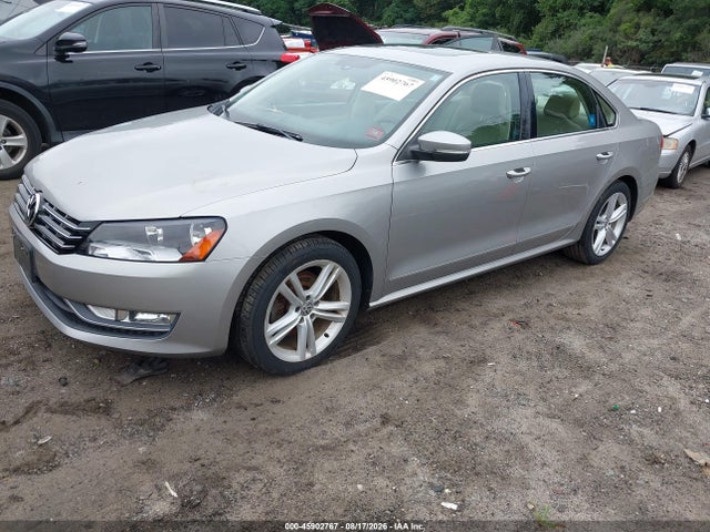 2014 Volkswagen Passat 2.0l Tdi Sel Premium მანქანა იყიდება აუქციონზე, vin: 1VWCN7A3XEC050536, აუქციონის ნომერი: 45902767