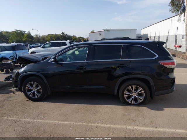Toyota Highlander Xle V6 2015 5TDJKRFH8FS105553 Image 15