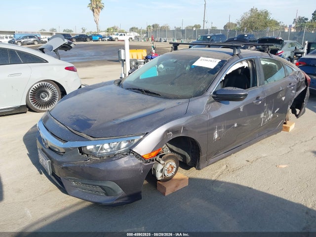 Продаж на аукціоні авто 2017 Honda Civic Ex, vin: 2HGFC2F77HH550239, номер лоту: 45902825