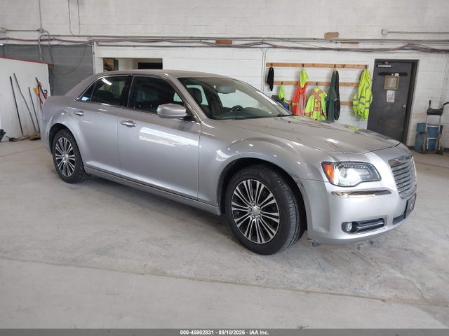 45902831 :رقم المزاد ، 2C3CCAGGXEH125575 vin ، 2014 Chrysler 300 300s مزاد بيع