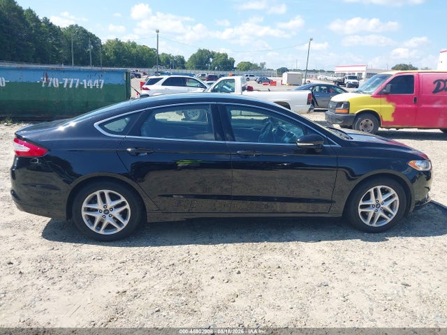 45902908 :رقم المزاد ، 1FA6P0HD1G5128375 vin ، 2016 Ford Fusion Se مزاد بيع
