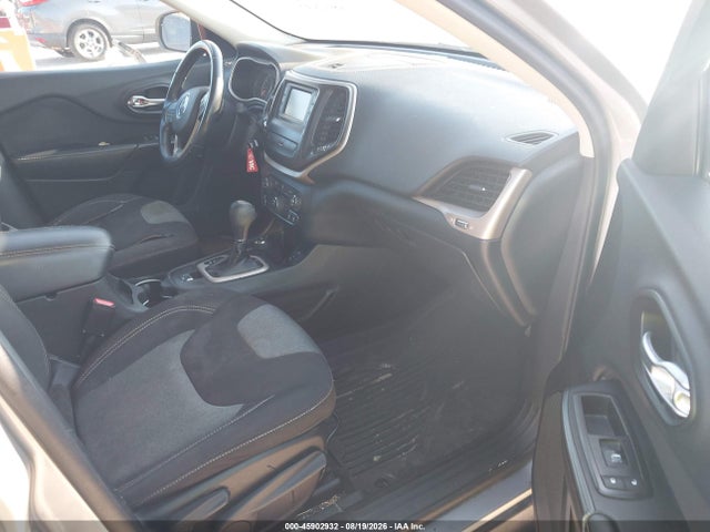Продажа на аукционе авто 2014 Jeep Cherokee Latitude, vin: 1C4PJMCB1EW315541, номер лота: 45902932