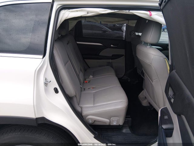 2018 Toyota Highlander Xle მანქანა იყიდება აუქციონზე, vin: 5TDJZRFH1JS875551, აუქციონის ნომერი: 45902946