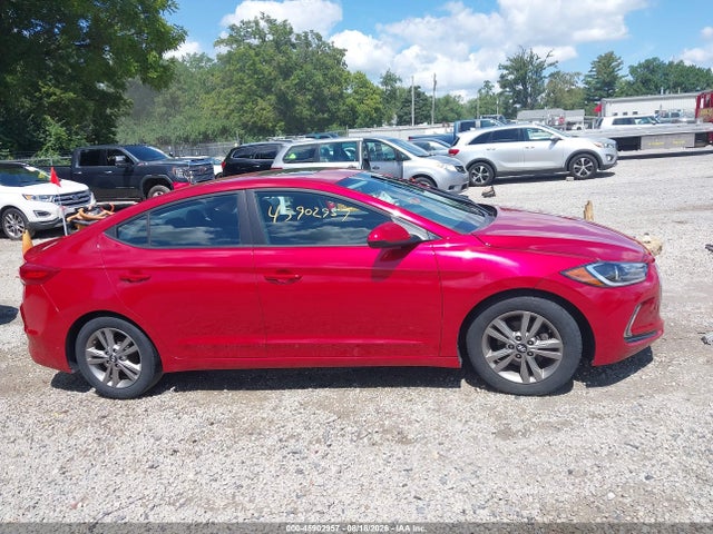 Продажа на аукционе авто 2017 Hyundai Elantra Value Edition, vin: 5NPD84LF4HH169664, номер лота: 45902957