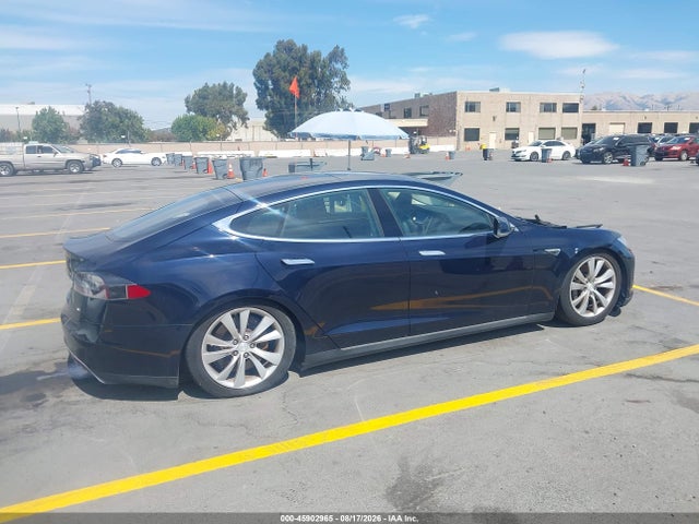 45902965 :رقم المزاد ، 5YJSA1CN4DFP20590 vin ، 2013 Tesla Model S مزاد بيع