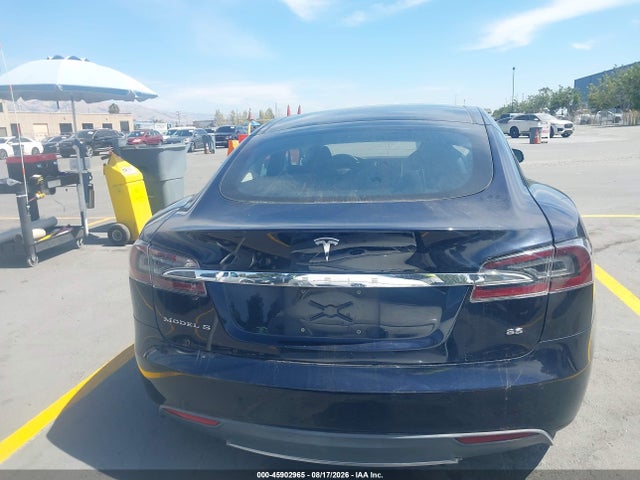 45902965 :رقم المزاد ، 5YJSA1CN4DFP20590 vin ، 2013 Tesla Model S مزاد بيع