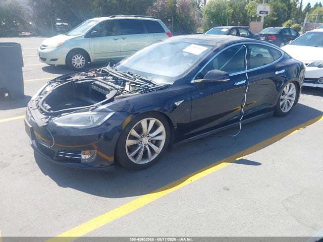 45902965 :رقم المزاد ، 5YJSA1CN4DFP20590 vin ، 2013 Tesla Model S مزاد بيع
