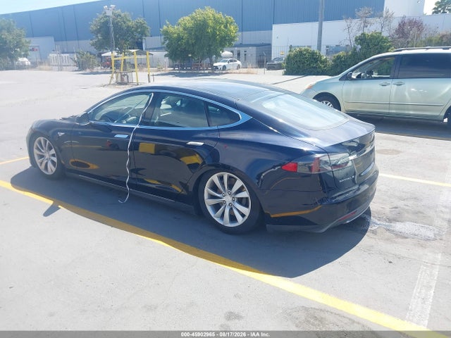 45902965 :رقم المزاد ، 5YJSA1CN4DFP20590 vin ، 2013 Tesla Model S مزاد بيع