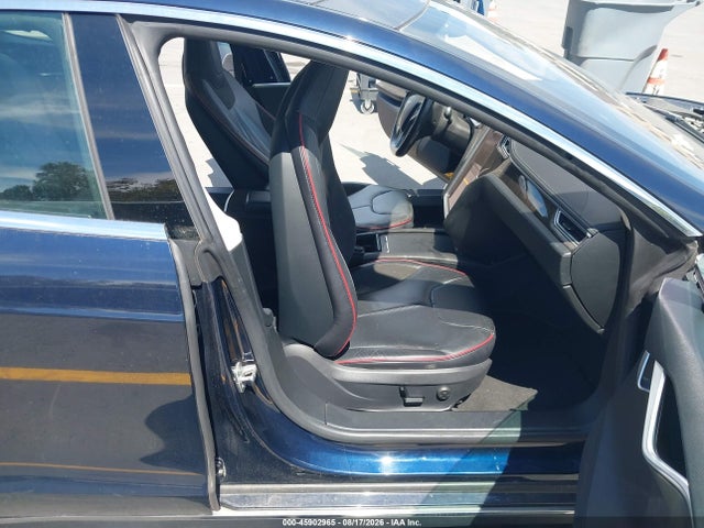 45902965 :رقم المزاد ، 5YJSA1CN4DFP20590 vin ، 2013 Tesla Model S مزاد بيع