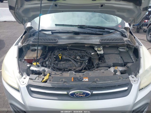 1FMCU0GX3FUB86084 Ford ESCAPE SE