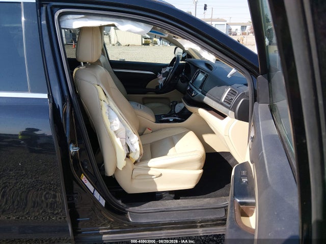 Aukcja sprzedaży 2015 Toyota Highlander Xle V6, vin: 5TDJKRFH4FS102214, numer aukcji: 45903000