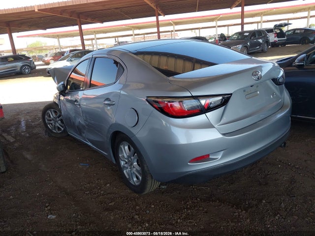 2018 Toyota Yaris Ia მანქანა იყიდება აუქციონზე, vin: 3MYDLBYV6JY322333, აუქციონის ნომერი: 45903073