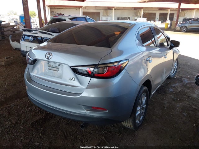2018 Toyota Yaris Ia მანქანა იყიდება აუქციონზე, vin: 3MYDLBYV6JY322333, აუქციონის ნომერი: 45903073