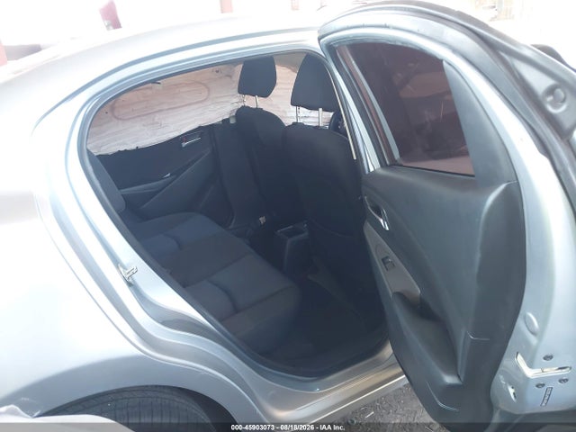 2018 Toyota Yaris Ia მანქანა იყიდება აუქციონზე, vin: 3MYDLBYV6JY322333, აუქციონის ნომერი: 45903073