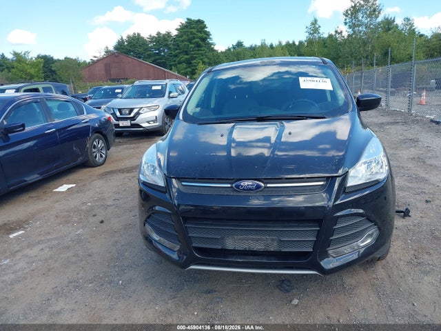 1FMCU9GXXEUC00369 Ford ESCAPE SE