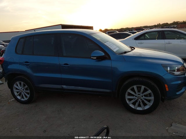 45904177 :رقم المزاد ، WVGAV7AX3HK053782 vin ، 2017 Volkswagen Tiguan 2.0t/2.0t S مزاد بيع