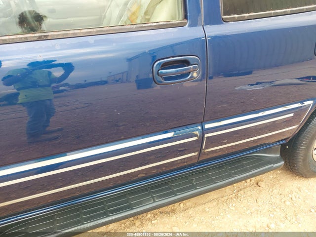 45904192 :رقم المزاد ، 1GKEC13Z72R245894 vin ، 2002 Gmc Yukon Slt مزاد بيع