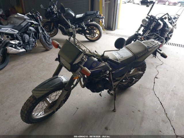 45904215 :رقم المزاد ، JYA3AWC046A112226 vin ، 2006 Yamaha Tw200 E مزاد بيع