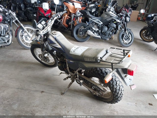 45904215 :رقم المزاد ، JYA3AWC046A112226 vin ، 2006 Yamaha Tw200 E مزاد بيع