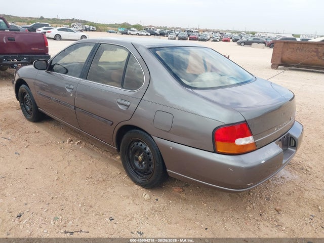 1998 Nissan Altima Gle/gxe/se/xe მანქანა იყიდება აუქციონზე, vin: 1N4DL01DXWC140984, აუქციონის ნომერი: 45904218