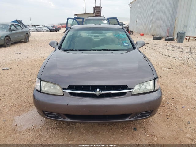 1998 Nissan Altima Gle/gxe/se/xe მანქანა იყიდება აუქციონზე, vin: 1N4DL01DXWC140984, აუქციონის ნომერი: 45904218