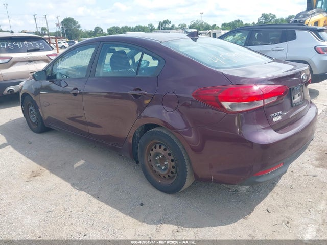 45904241 :رقم المزاد ، 3KPFL4A79HE105238 vin ، 2017 Kia Forte Lx مزاد بيع