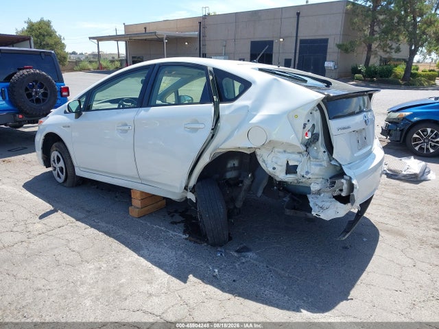 JTDKN3DU8F0434619 Toyota Prius Two