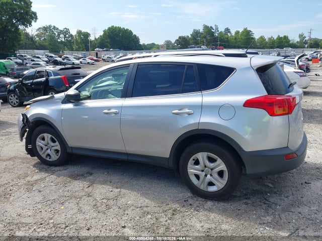 45904255 :رقم المزاد ، JTMZFREV7FJ030677 vin ، 2015 Toyota Rav4 Le مزاد بيع