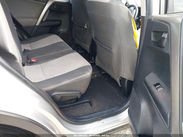 45904255 :رقم المزاد ، JTMZFREV7FJ030677 vin ، 2015 Toyota Rav4 Le مزاد بيع