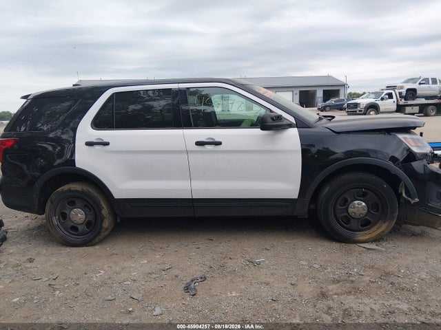 45904257 :رقم المزاد ، 1FM5K8AR0JGB59133 vin ، 2018 Ford Police Interceptor Utility مزاد بيع
