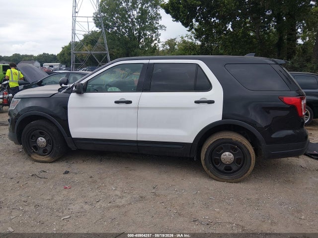 45904257 :رقم المزاد ، 1FM5K8AR0JGB59133 vin ، 2018 Ford Police Interceptor Utility مزاد بيع