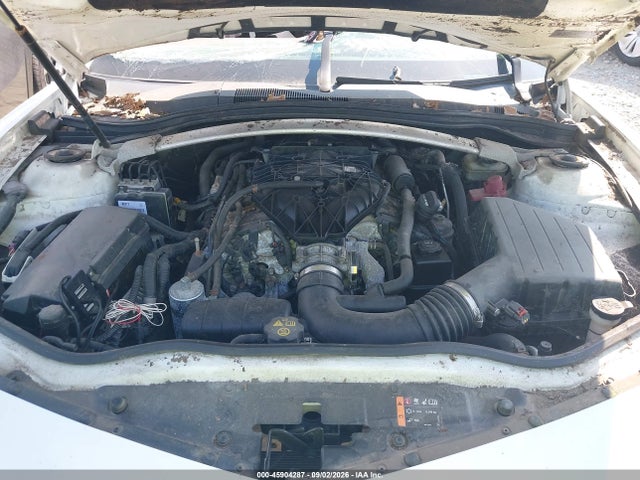 Продажа на аукционе авто 2015 Chevrolet Camaro 2ls, vin: 2G1FB1E31F9310663, номер лота: 45904287