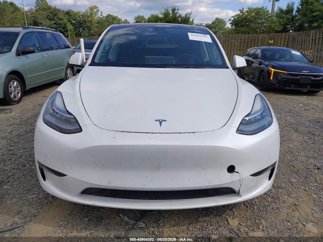 2021 Tesla Model Y Long Range Dual Motor All-wheel Drive მანქანა იყიდება აუქციონზე, vin: 5YJYGDEE0MF262618, აუქციონის ნომერი: 45904302